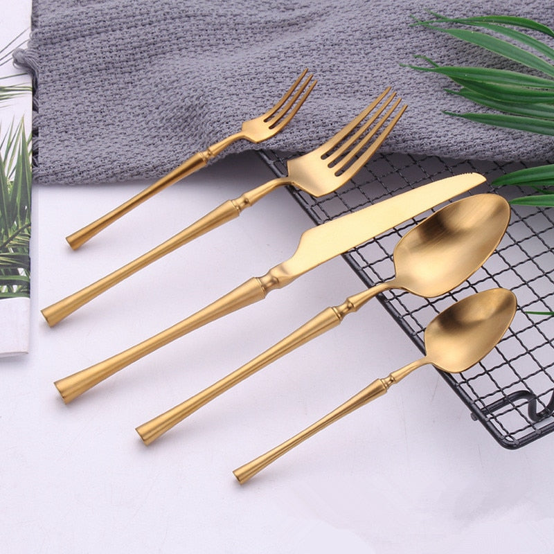 2019 New Gold Cutlery Knives Sets Spoons Forks and Knives 304 Stainless Steel Western