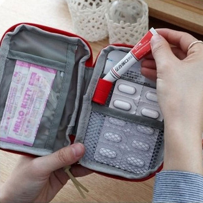 Portable Organizer Mini Travel Bag First Aid Emergency Medical Kit Survival Bag Wrap Gear