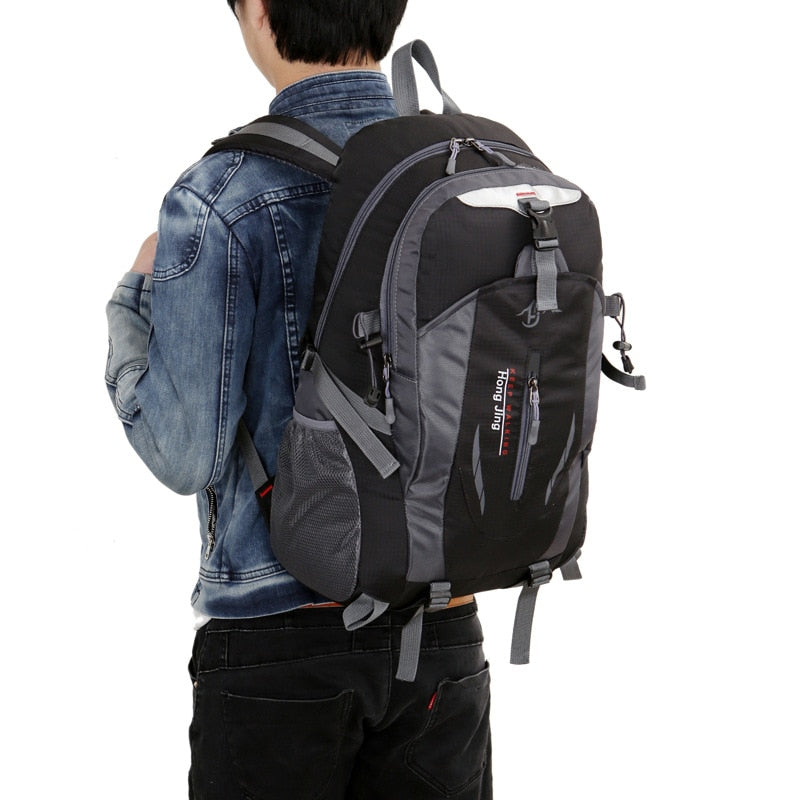 Quality Nylon Waterproof Travel Backpacks Men Climbing Travel Bags Hiking