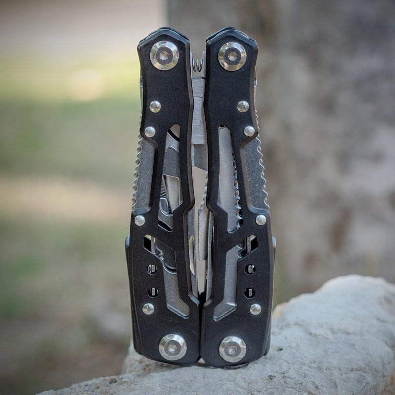 Pocket Multitool Stainless Steel Multitool Pliers Knife Screwdriver for Outdoor Survival Camping